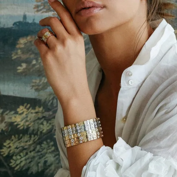 Roberto Coin 18K Yellow Gold Love In Verona Bangle