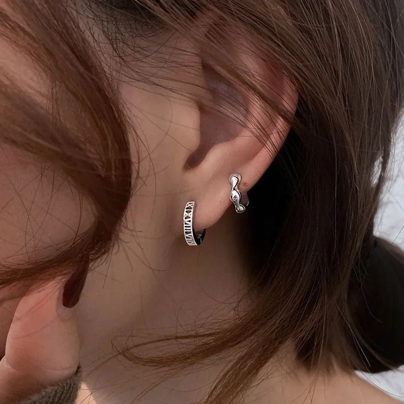 Rome Numeral Huggie Hoop Earrings-SH006
