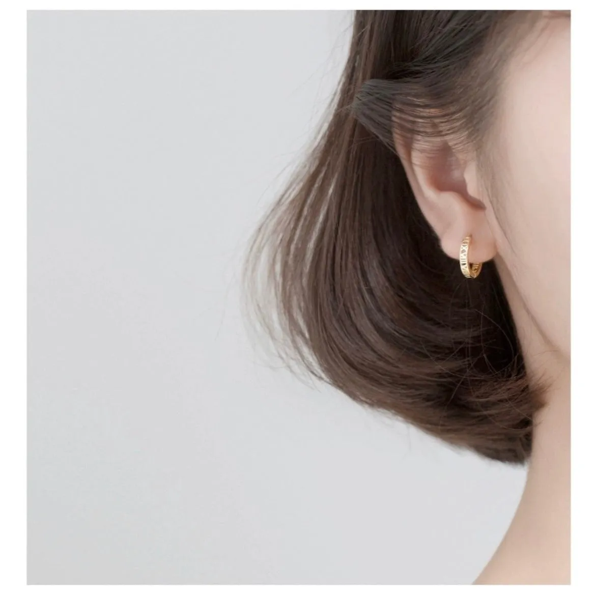 Rome Numeral Huggie Hoop Earrings-SH006