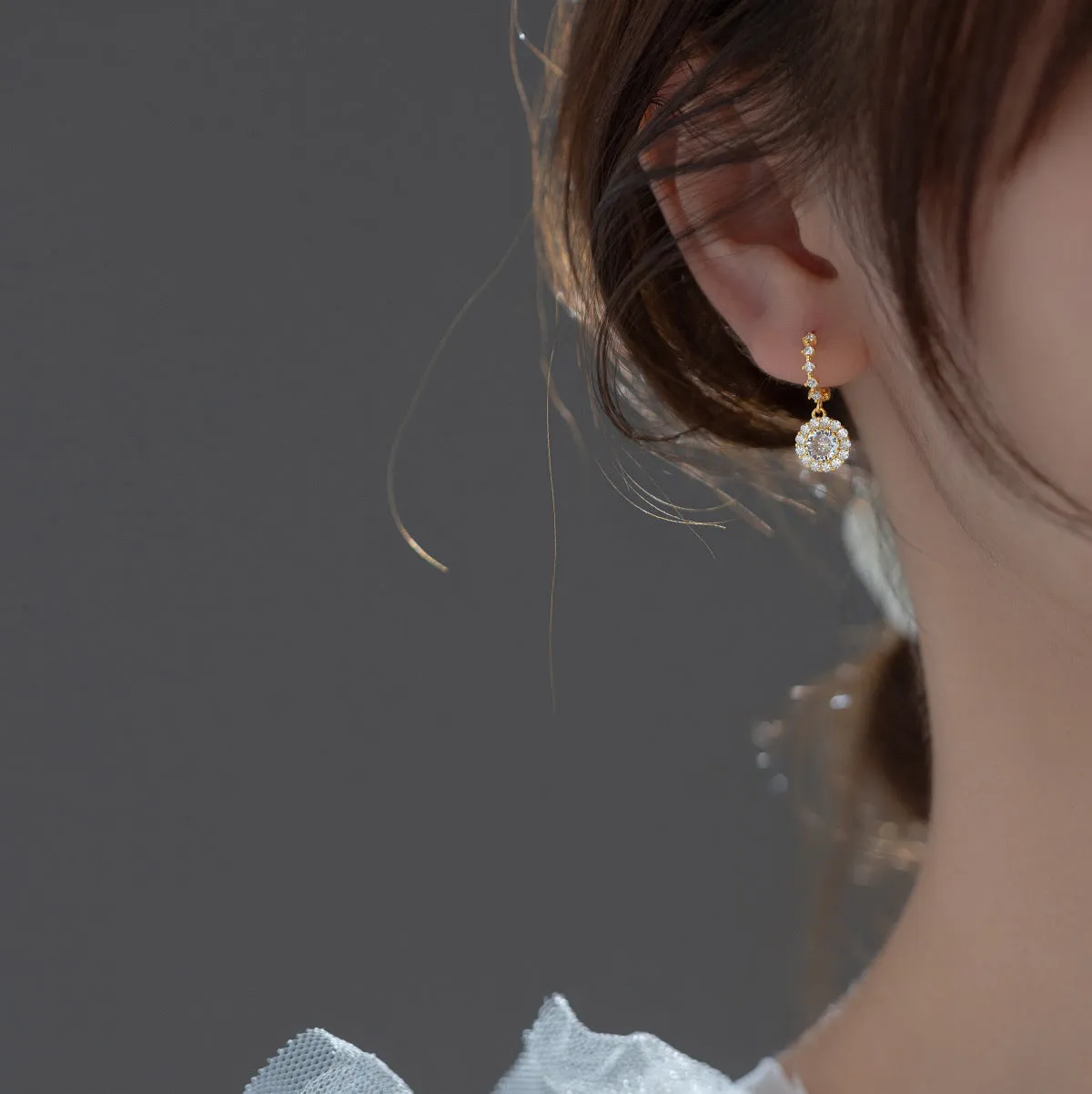Round Dimond Drop Huggie Earrings-SH058