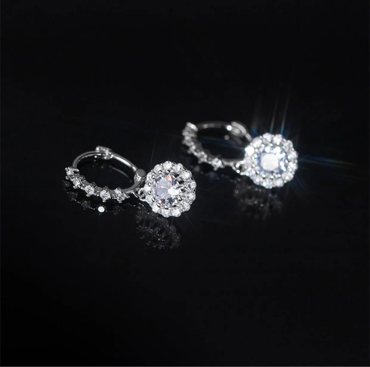 Round Dimond Drop Huggie Earrings-SH058