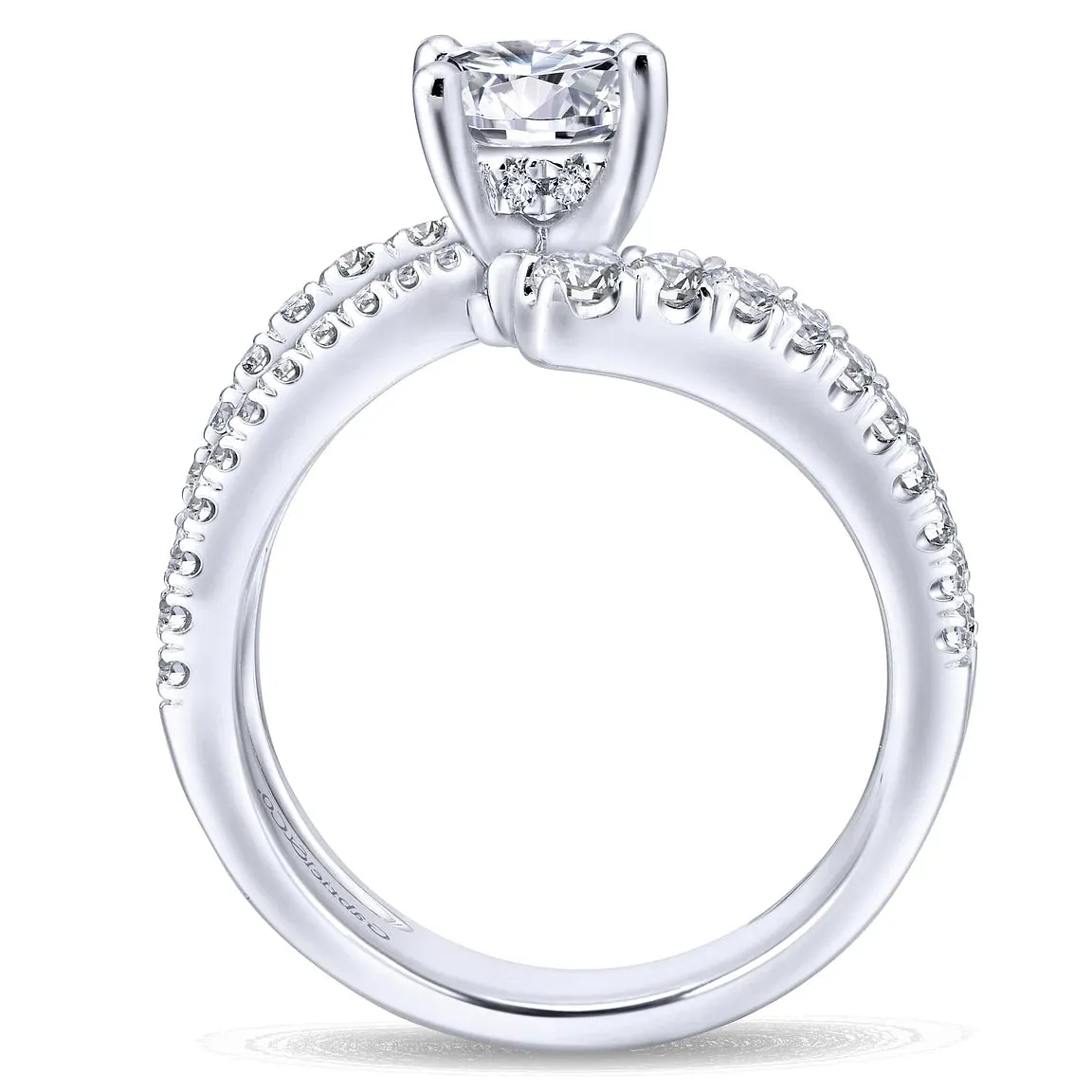 Round Free Form Bypass Diamond Engagement Ring Mounting