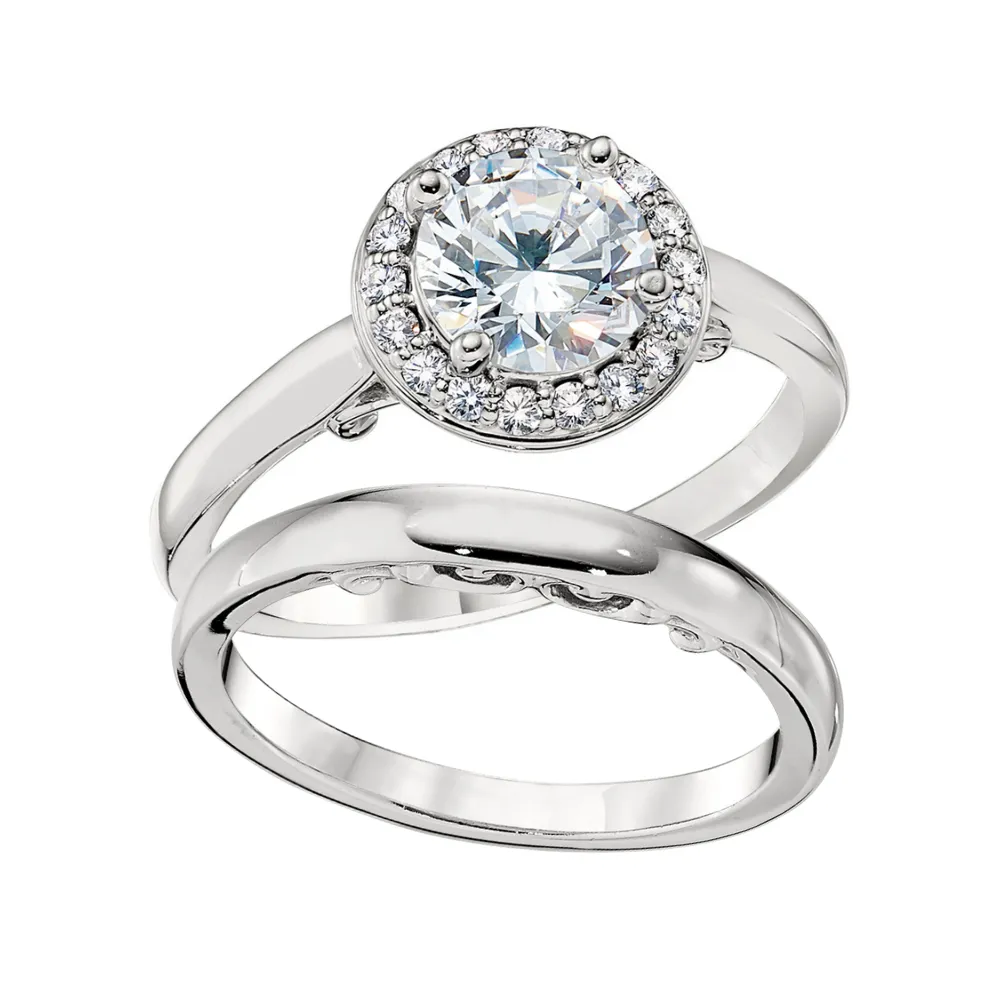 Round Halo Engagement Rings