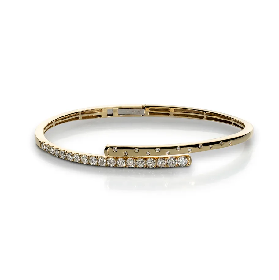 Sabel Collection Yellow Gold Diamond Flex Bangle