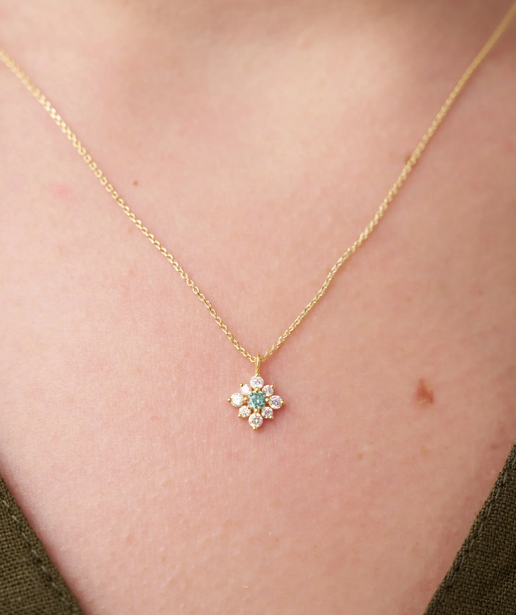 Serene Sparkle Vibrant Green Necklace