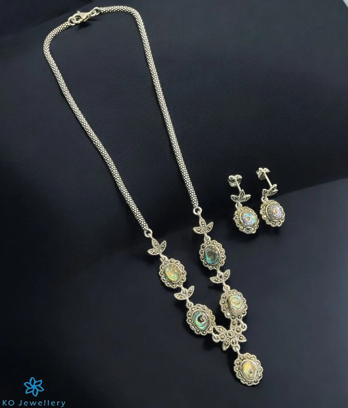 The Exquisite Elegance Silver Marcasite Necklace & Earrings (Sea-shell)