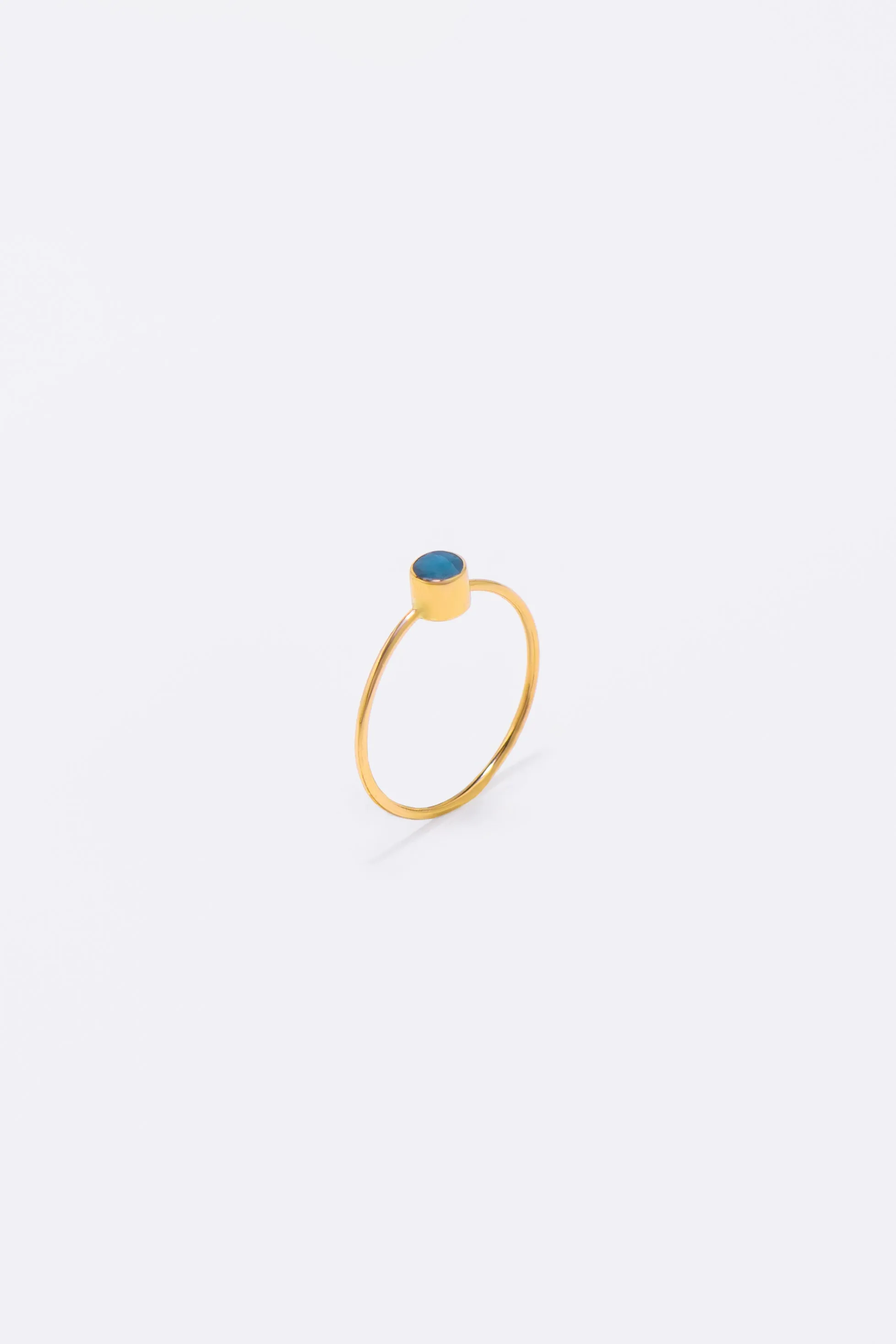 Thin Pill 14K Gold
