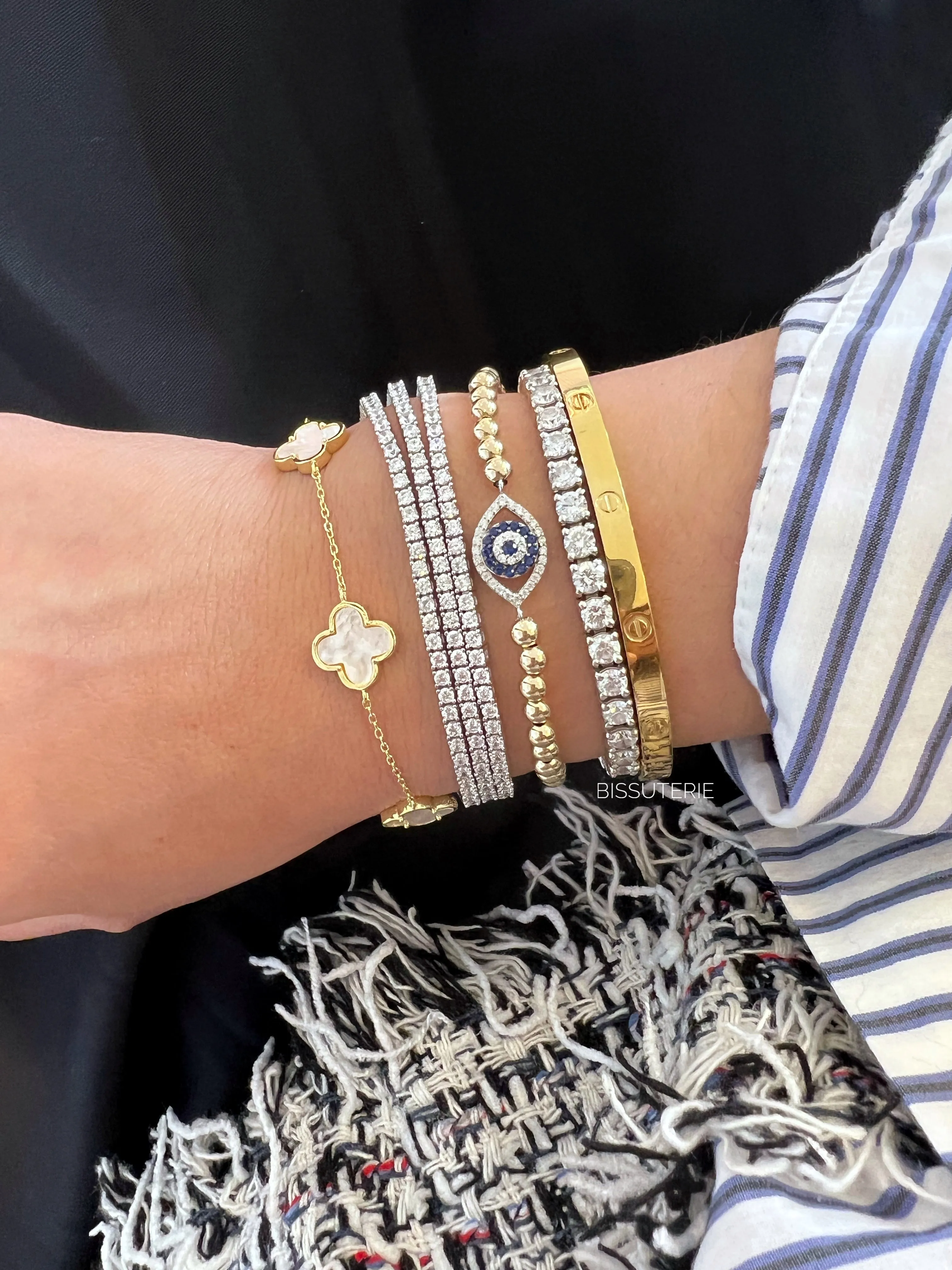 Thin Screw Bangle