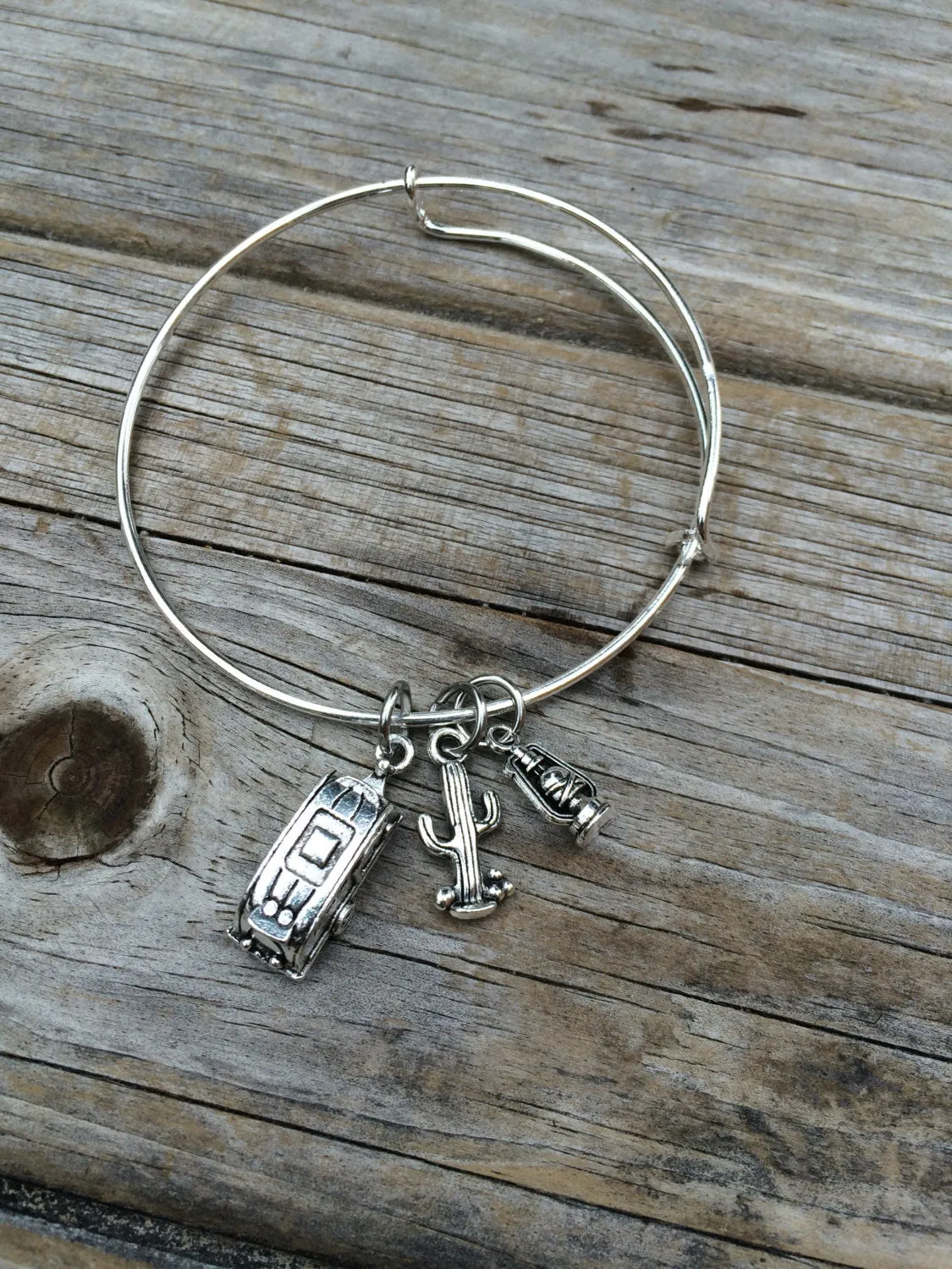Travel Camper bracelet