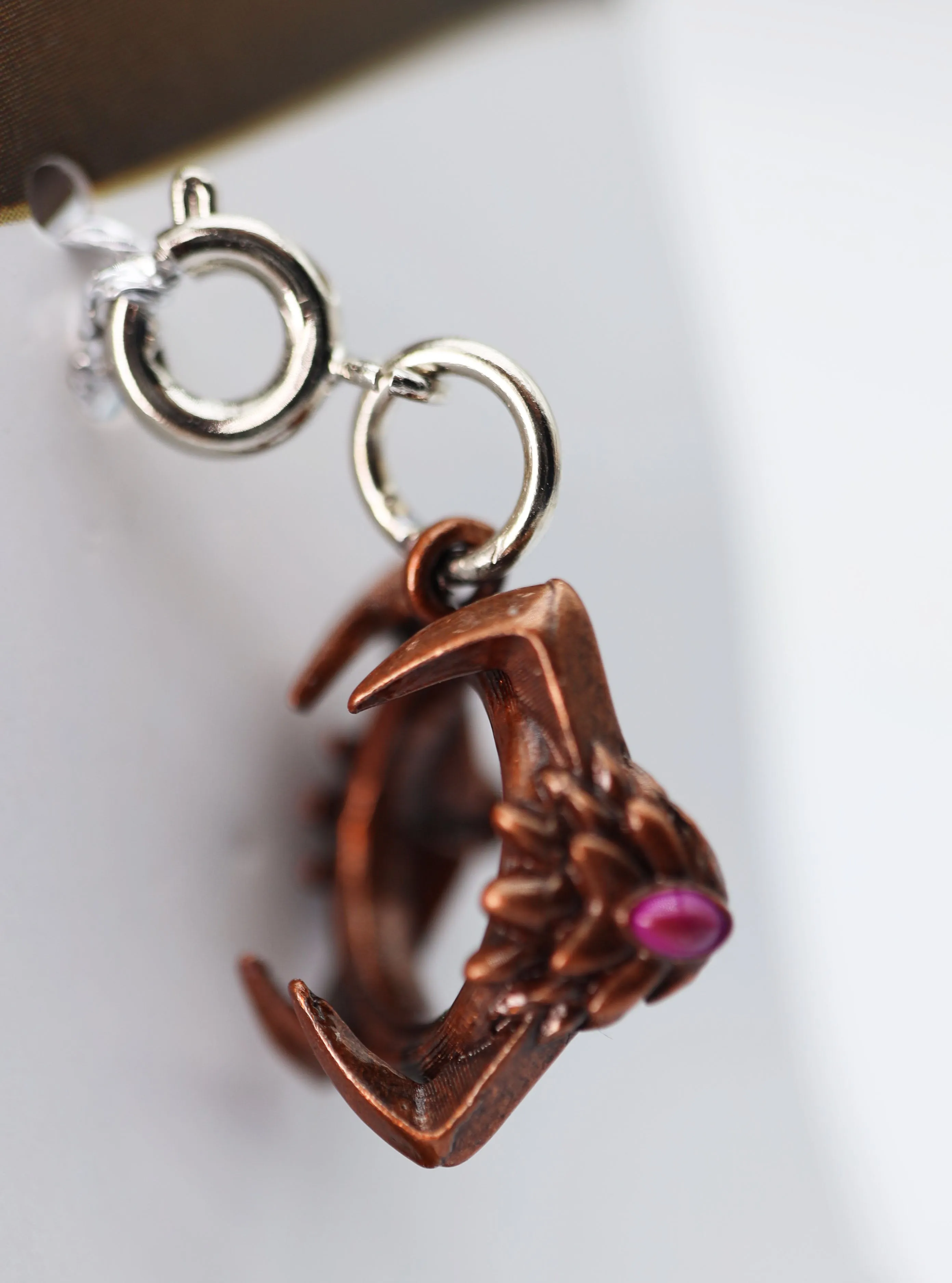 Traveler's Trinkets: Draconic Crown Charm