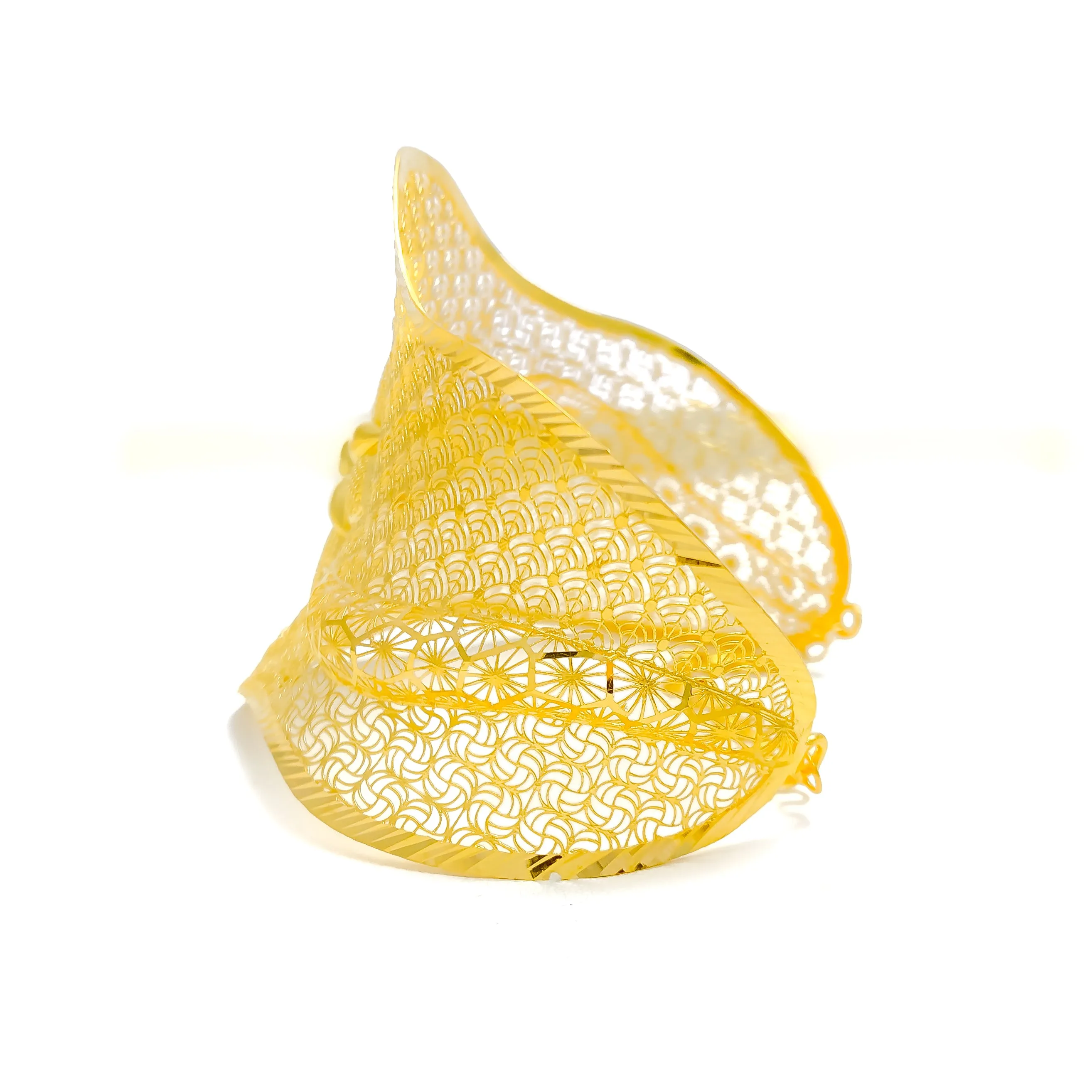 Trendy Distinct 21K Gold Floral Bangle Bracelet