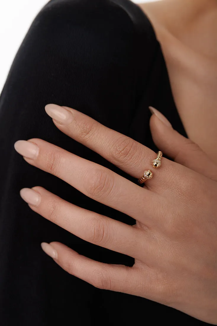 TWISTED BANGLE