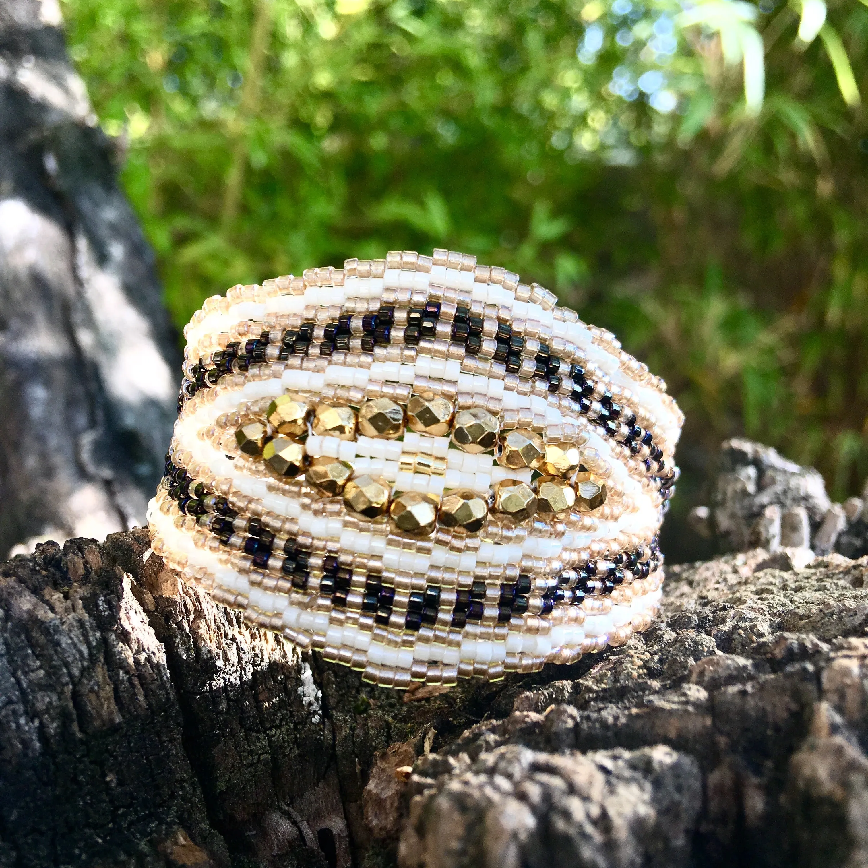 Vertical Peyote Pattern - Bracelet ALBA MAX