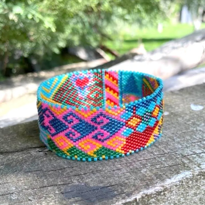 Vertical Peyote Pattern - Bracelet OLEF
