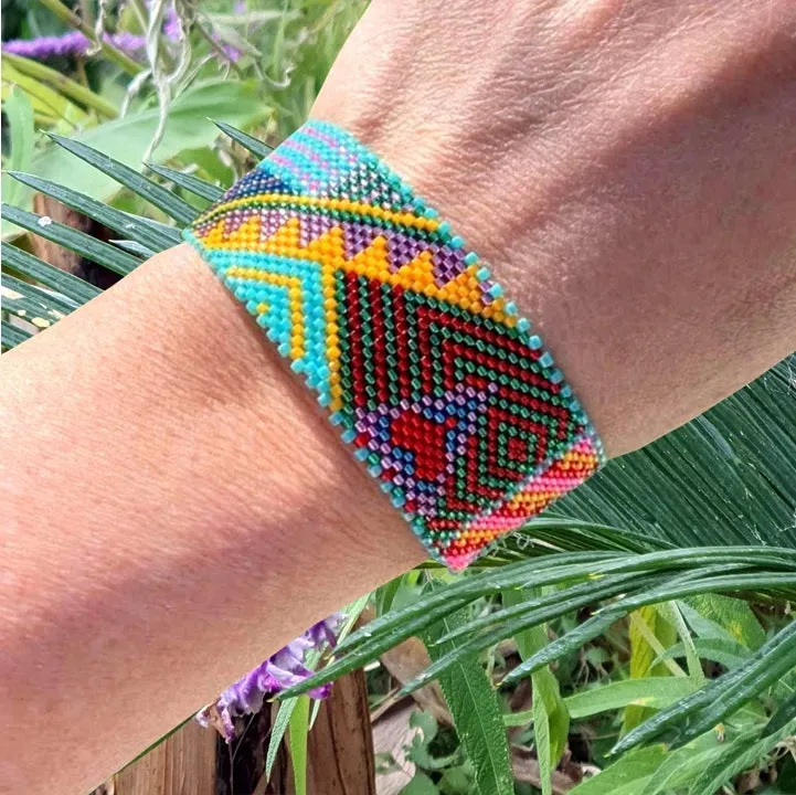 Vertical Peyote Pattern - Bracelet OLEF