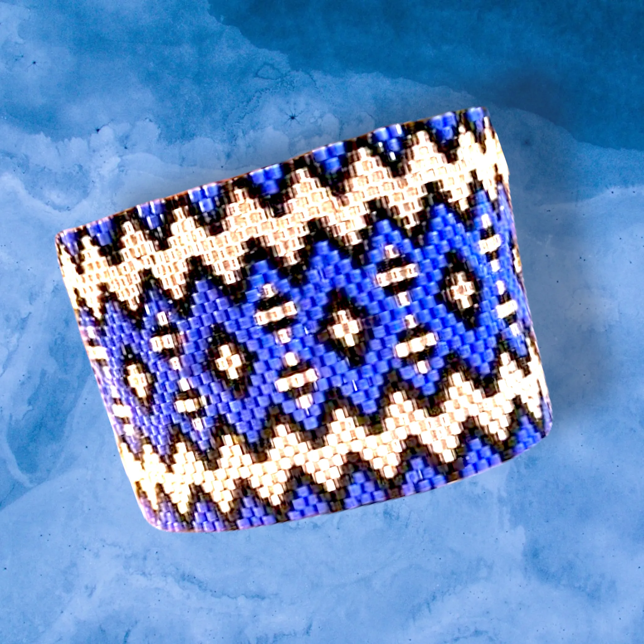 Vertical Peyote Pattern - Bracelet PARIS
