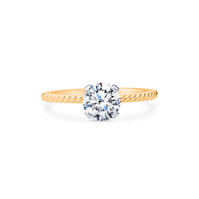 Vintage Style Coin Edge Round Solitaire Engagment Rings