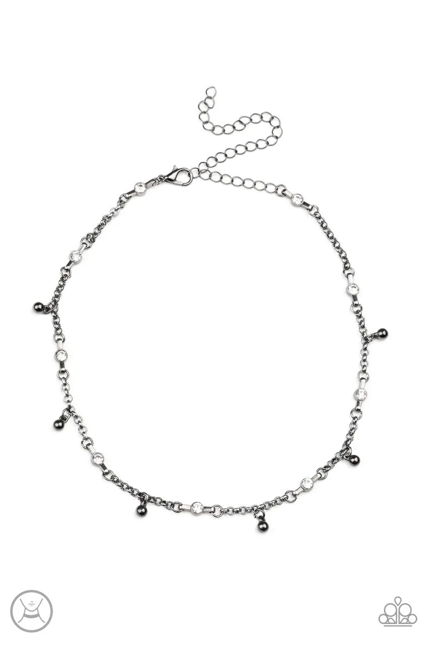 What a Stunner Black Paparazzi Choker Necklace