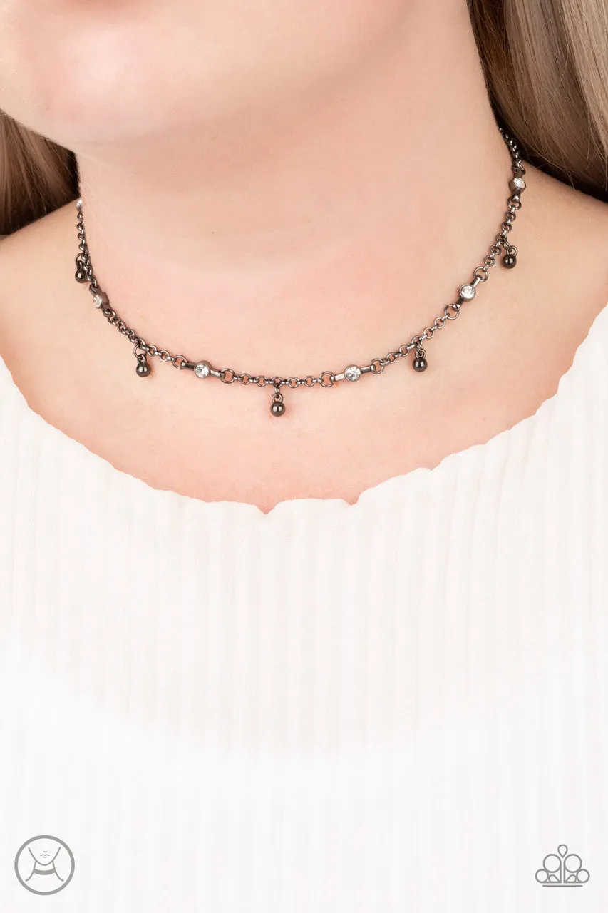 What a Stunner Black Paparazzi Choker Necklace
