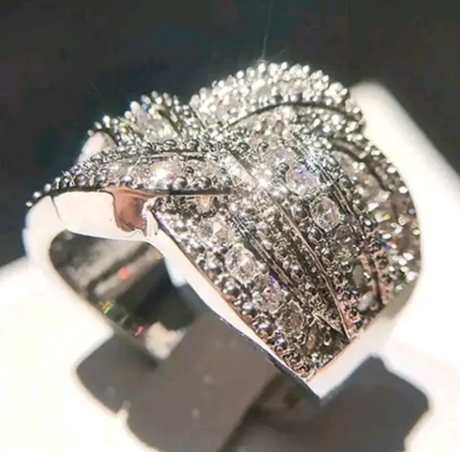 Womens Engagement Wedding Ring Silver White Gemstones Wrapped Crisscross Size 6-8